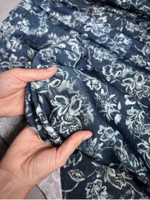 Шелк "Атланта" синий с принтом маленькие цветы