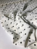 Шифон молочный в горох (средний) 