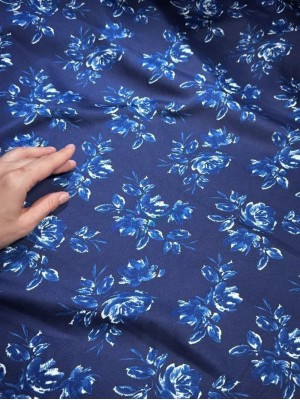 Шелк " Армани " . Оттенок " Синие цветы"