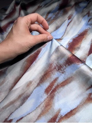 Шелк " Армани " . Оттенок " Коричнево -голубой "