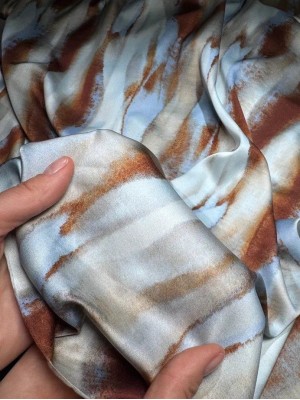 Шелк " Армани " . Оттенок " Коричнево -голубой "