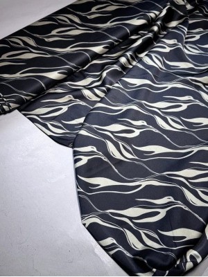 Шелк " Армани " . Оттенок " Фисташковая абстракция на черном "